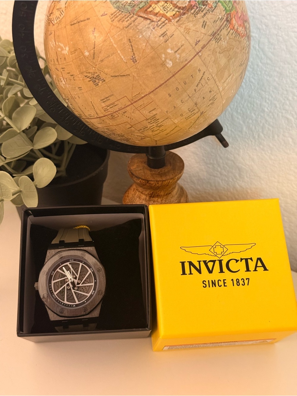 Invicta Specialty Men’s Turbine Dial Watch - Model 69488 - Army Green